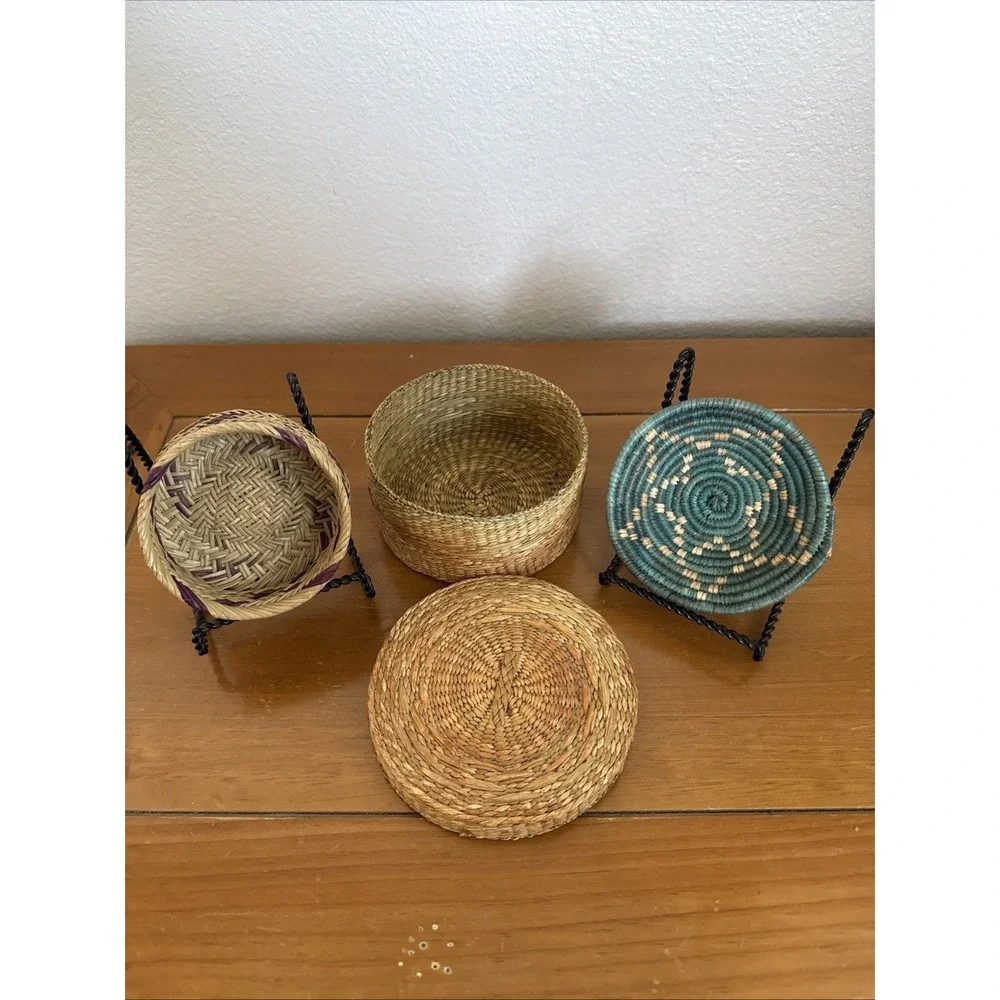 Lot Of Three Vintage Mini Baskets Pine needle, Round Lidded, SW Wedding Style NM